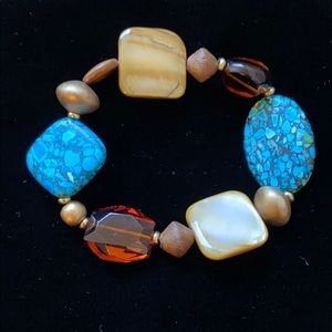 Premier Designs turquoise stretchy bracelet